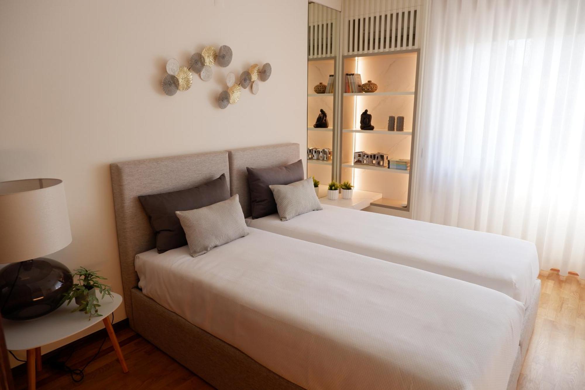 Porto Family Home By Mp - Renovated エクステリア 写真