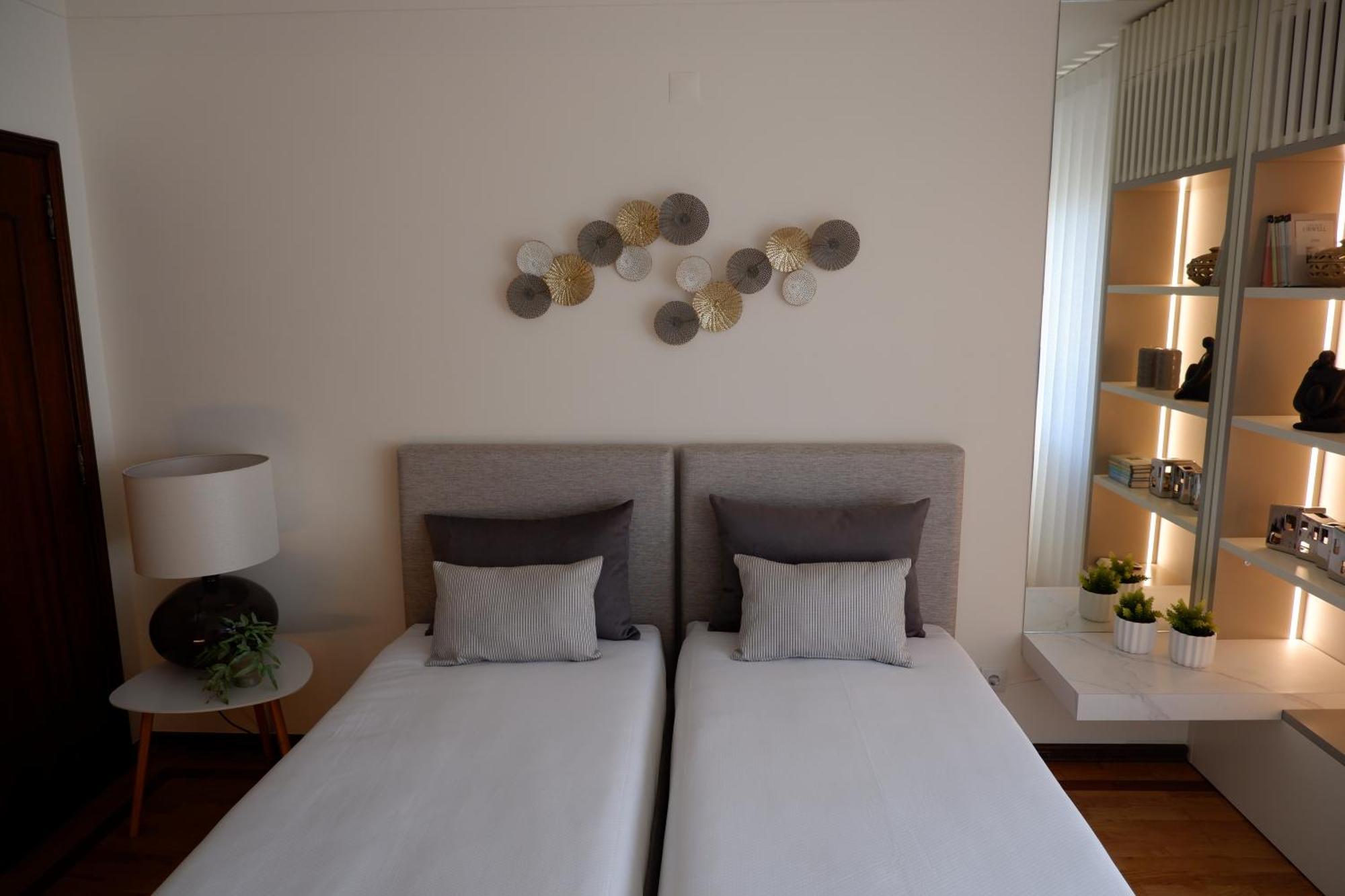 Porto Family Home By Mp - Renovated エクステリア 写真